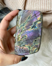 Load image into Gallery viewer, Labradorite Freeform - Rainbow/Purple flash