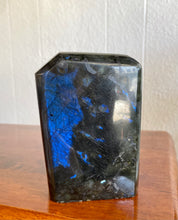Load image into Gallery viewer, Labradorite Freeform -Large