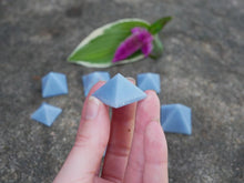 Load image into Gallery viewer, Angelite Pyramids