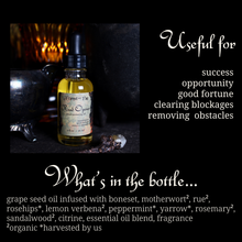 Load image into Gallery viewer, Road Opener Ritual Anointing/Altar Oil
