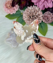 Load image into Gallery viewer, Flower Agate Butterflies Flat Back
