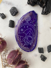 Load image into Gallery viewer, Scorpio Zodiac Symbol Agate Slices Astrology Sign
