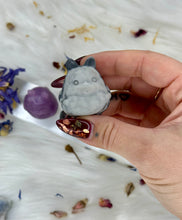 Load image into Gallery viewer, Ghibli Carvings - Totoro Small

