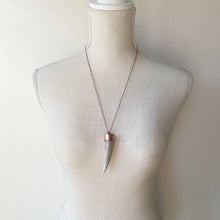 Load image into Gallery viewer, Naturally Shed Antler Necklace
