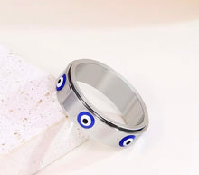Load image into Gallery viewer, Evil eye fidget spinner rings￼
