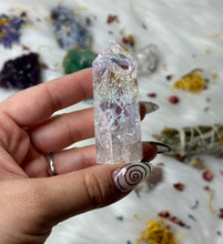 Load image into Gallery viewer, Angel Aura Cracked Quartz Towers
