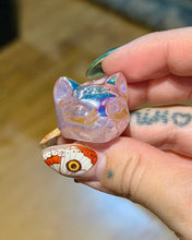 Load image into Gallery viewer, 3rd Eye Cat Head Crystal Carvings
