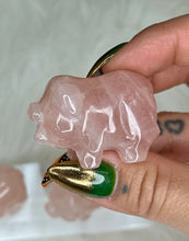 Load image into Gallery viewer, Pig Crystal Carvings
