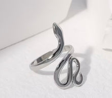 Load image into Gallery viewer, Stainless Steel Serpent Cuff Snake Rings
