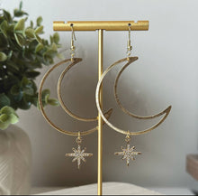 Load image into Gallery viewer, Crescent Moonlight Gold Earrings
