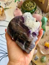 Load image into Gallery viewer, Amethyst Geode Skull Jumbo

