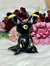 Load image into Gallery viewer, Umbreon Obsidian Carving - Jumbo
