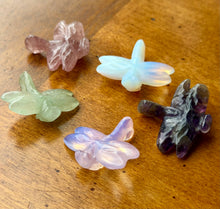 Load image into Gallery viewer, Dragonfly Crystal Carvings
