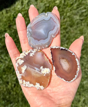 Load image into Gallery viewer, Wholesale Lot 2 lbs Natural Agate Slabs Crystal Healing
