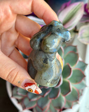 Load image into Gallery viewer, Crystal Carved Curvy Goddess - Large
