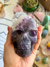 Load image into Gallery viewer, Amethyst Geode Skull Jumbo
