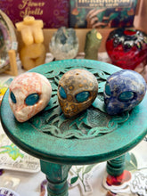 Load image into Gallery viewer, Crystal Alien Heads Skull Carvings w/ Catseye
