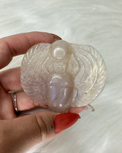 Load image into Gallery viewer, Scarab Crystal Carving (flat back)
