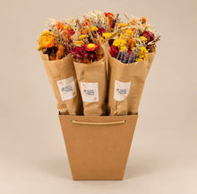 Load image into Gallery viewer, Dried Flower Bouquet
