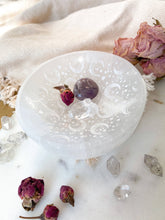 Load image into Gallery viewer, “Celestial” Selenite Crystal Bowl
