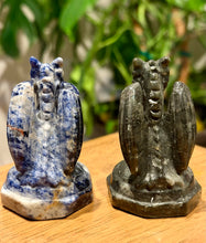 Load image into Gallery viewer, Dragon Crystal Carvings
