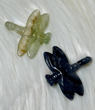 Load image into Gallery viewer, Dragonfly Crystal Carvings

