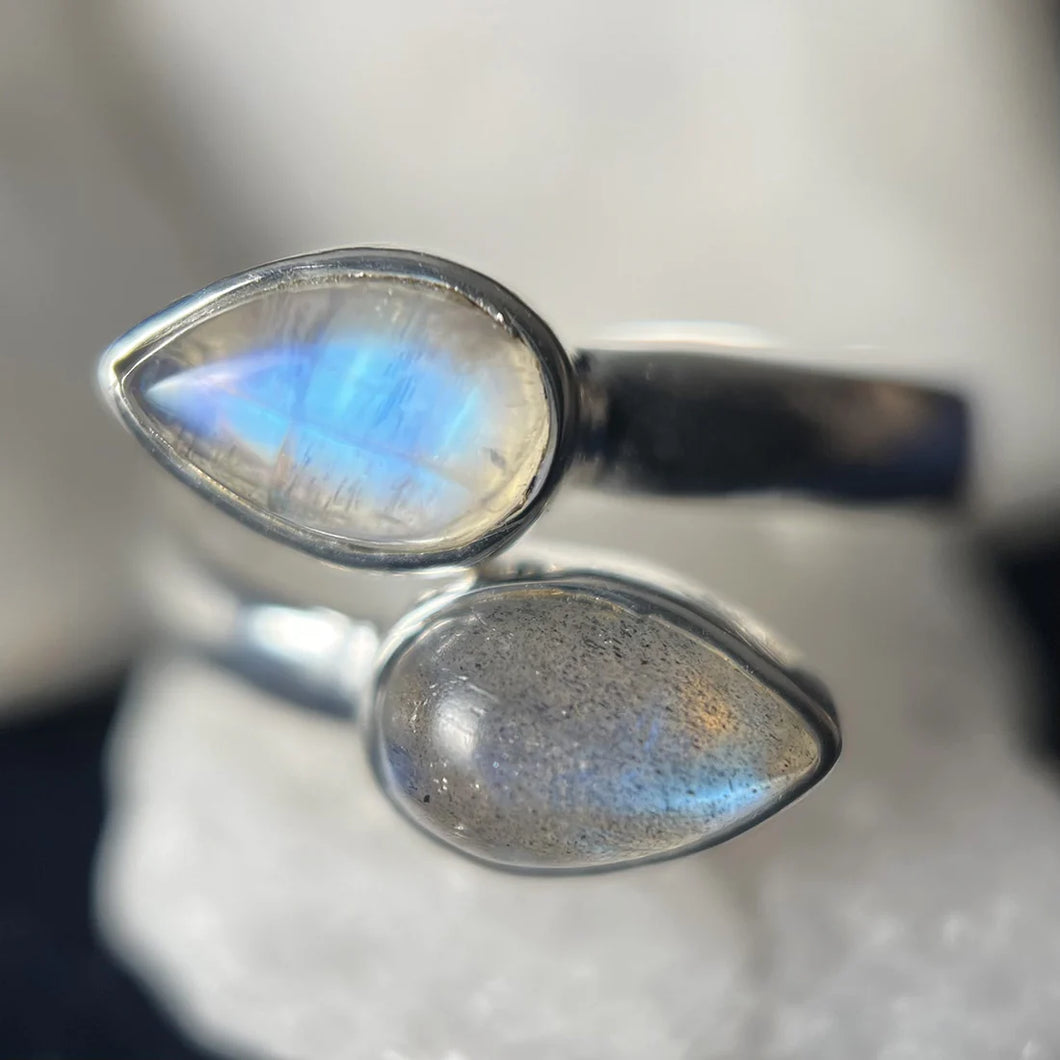 Moonstone with Labradorite Sterling Silver Ring ￼