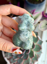 Load image into Gallery viewer, Crystal Carved Curvy Goddess - Large
