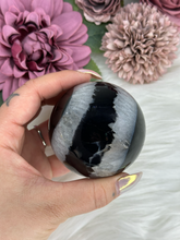 Load image into Gallery viewer, Black Agate - Spheres
