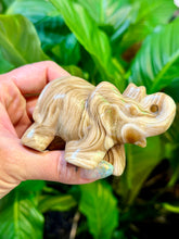 Load image into Gallery viewer, Crystal Elephants - Large
