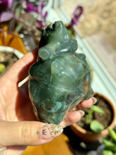 Load image into Gallery viewer, Crystal Carved Anatomical Hearts
