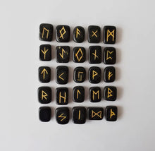 Load image into Gallery viewer, Elder Futhrak Crystal Rune Set
