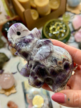 Load image into Gallery viewer, Crystal Elephants - Large
