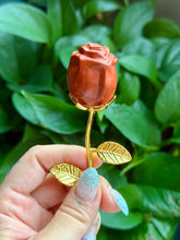 Load image into Gallery viewer, Crystal Roses with Metal Stems🌹
