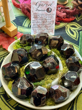 Load image into Gallery viewer, HQ CHONK Faceted Garnets
