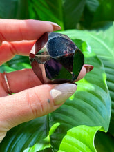 Load image into Gallery viewer, HQ CHONK Faceted Garnets
