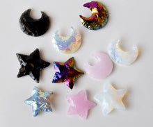 Load image into Gallery viewer, Flat Stars &amp; Moon Shaped Gemstone Arrowhead
