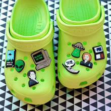 Load image into Gallery viewer, EX-FILES SHOE CHARMS
