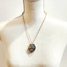 Load image into Gallery viewer, Labradorite Carved Wolf Necklace
