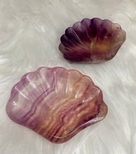 Load image into Gallery viewer, Magenta Fluorite Seashell Bowls
