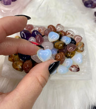 Load image into Gallery viewer, Mini puffed hearts -Assorted
